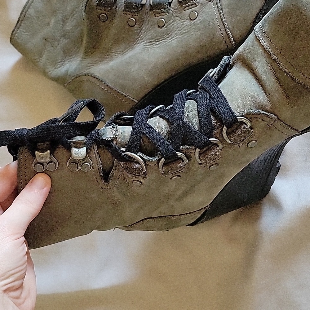 Sorel Sleep After Hour Lace Up Gray Leather Boots US7 - Picture 3 of 7